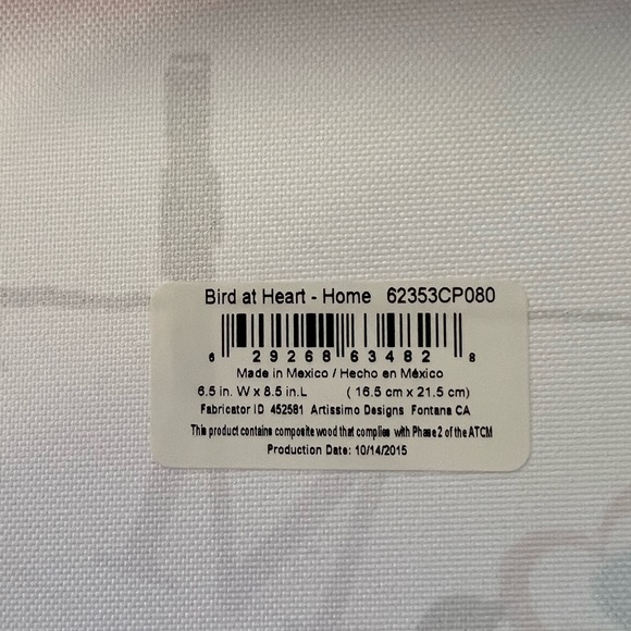 Bird at heart-home wall decor - Picture 3 of 3